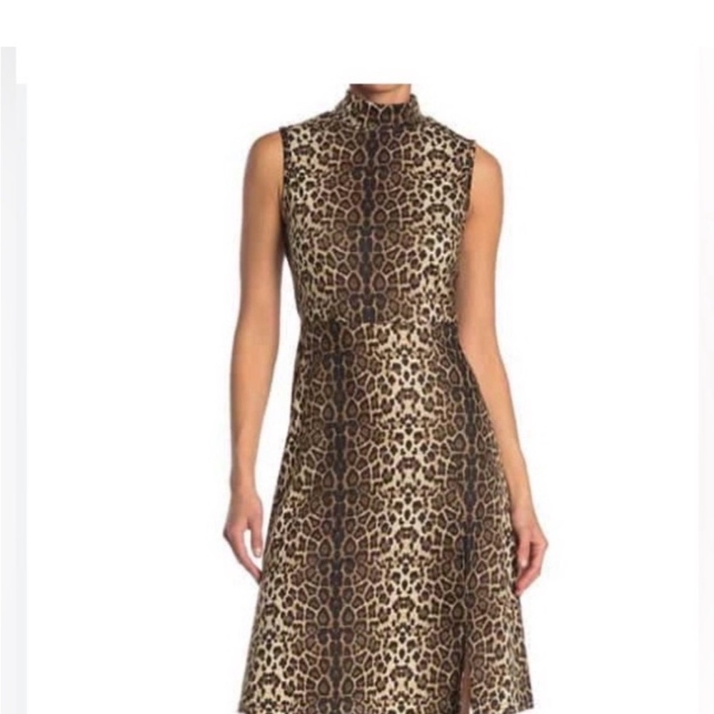 Papillon Blanc Leopard Print Midi Dress